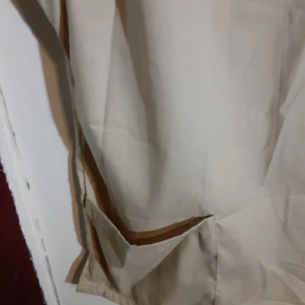 Scrub top - Picture 6 of 7